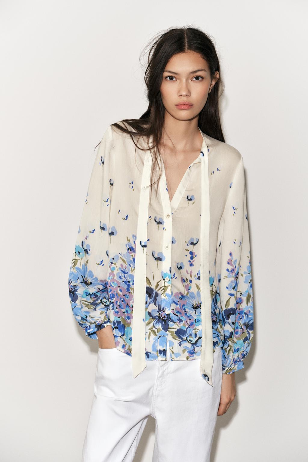 Thumbnail image for PRINTED BLOUSE WITH TIED DETAIL