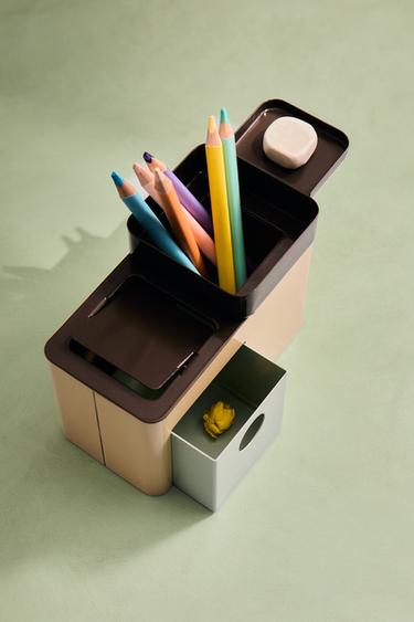 CHILDREN'S METAL HOUSE PENCIL HOLDER - Multicoloured by Zara