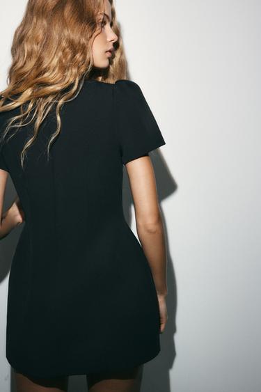 ROBE COURTE PLIS ET POCHES - Noir de Zara - Image 3