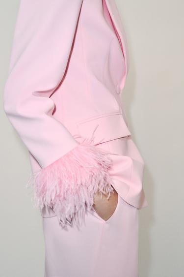 VESTE À ÉPAULETTES ET POIGNETS EN PLUMES - Rose de Zara - Image 4