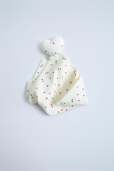 DOUDOU TEXTURA CORAZONES - Crudo de Zara - Imagen 0