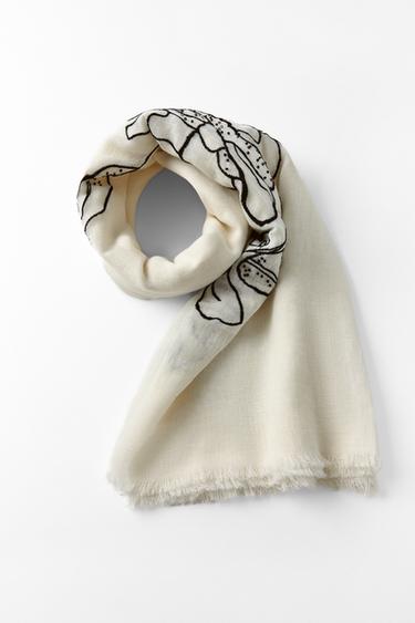 PAÑUELO LINO FLORES BORDADAS - Crudo de Zara