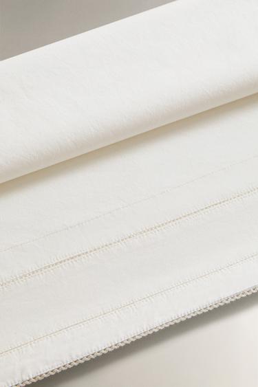 DRAP DE DESSUS ENFANT POPELINE JOUR ÉCHELLE - Blanc cassé de Zara - Image 2