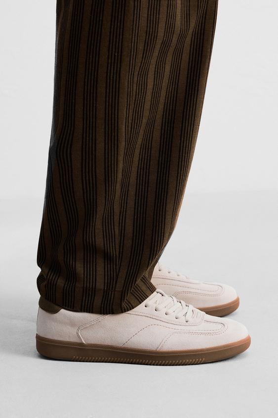 LEATHER CONTRAST SOLE SNEAKERS