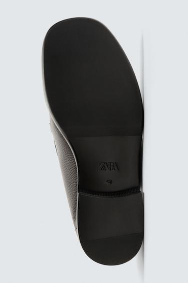 MOCASSINS EN CUIR ÉDITION LIMITÉE - Marron foncé de Zara - Image 3