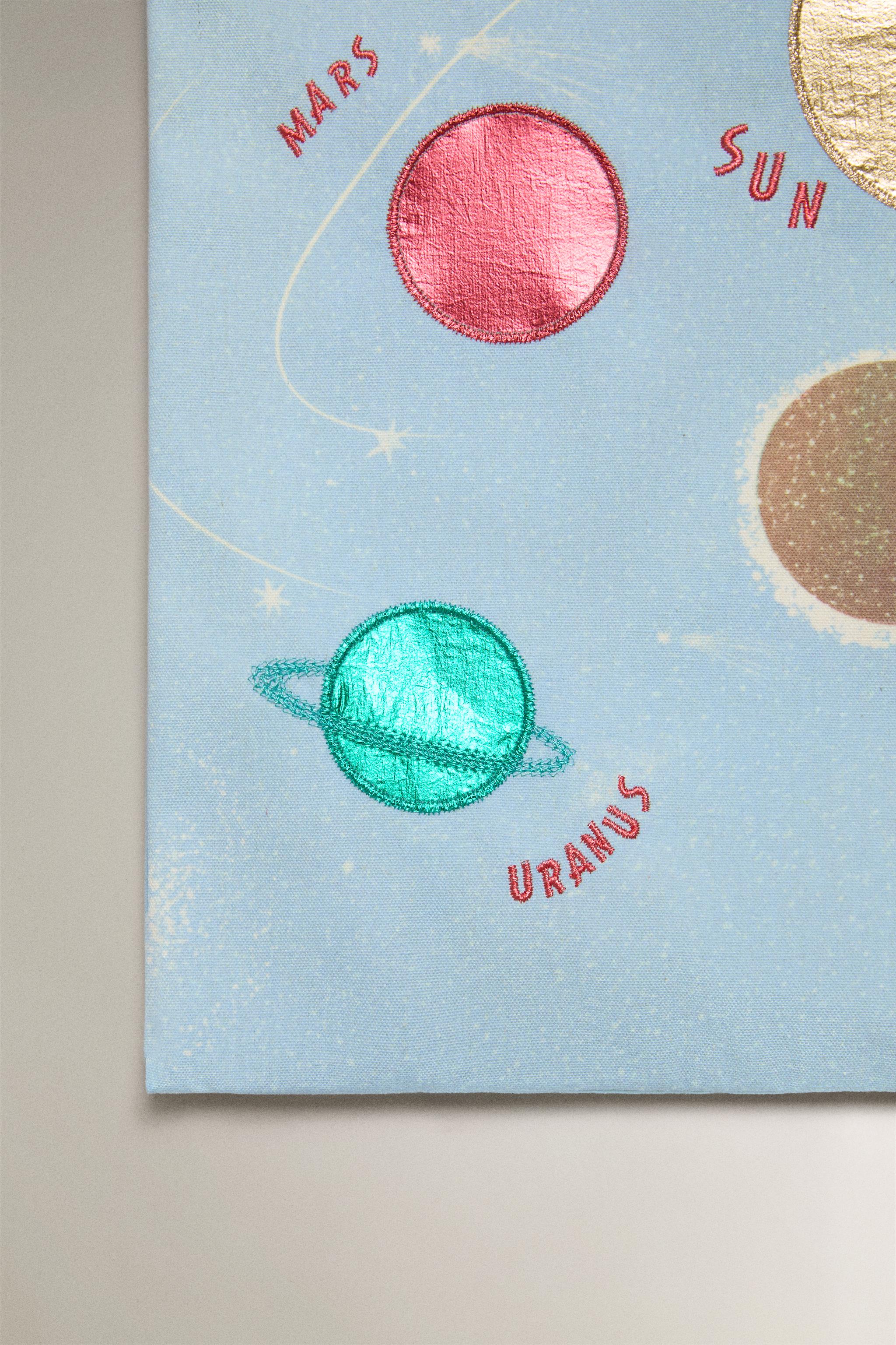 CHILDREN'S SOLAR SYSTEM TOY WITH SOUND — Multicoloured