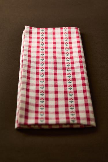 PACK OF COTTON CHRISTMAS CHECK TEA TOWELS (PACK OF 2) - Red by Zara - Image 4