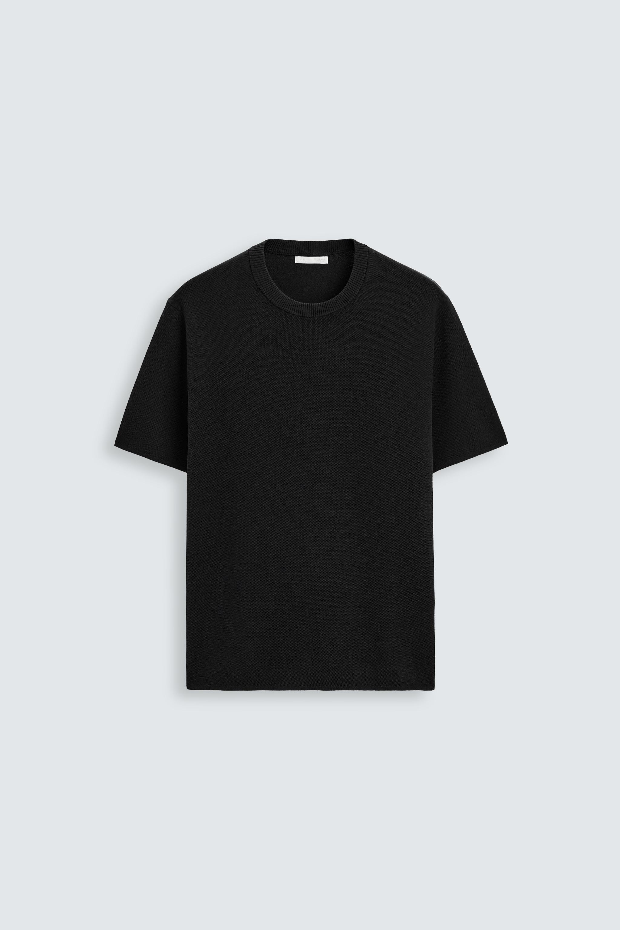 ［ZARA］リラックスフィット テクスチャー素材Tシャツ リラックスフィット テクスチャー素材Tシャツ - ブラック | ZARA