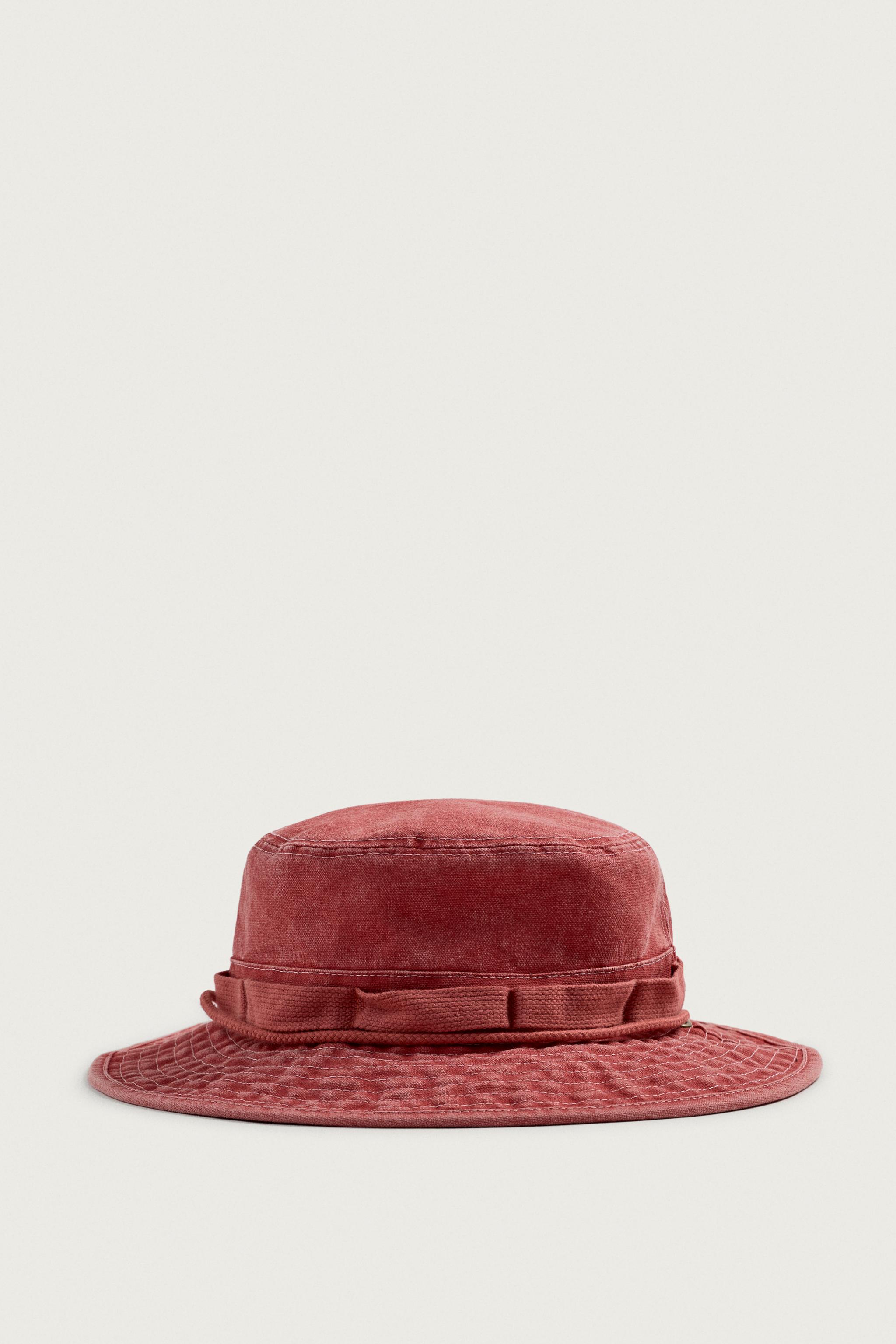 WIDE BRIM BUCKET HAT — Red