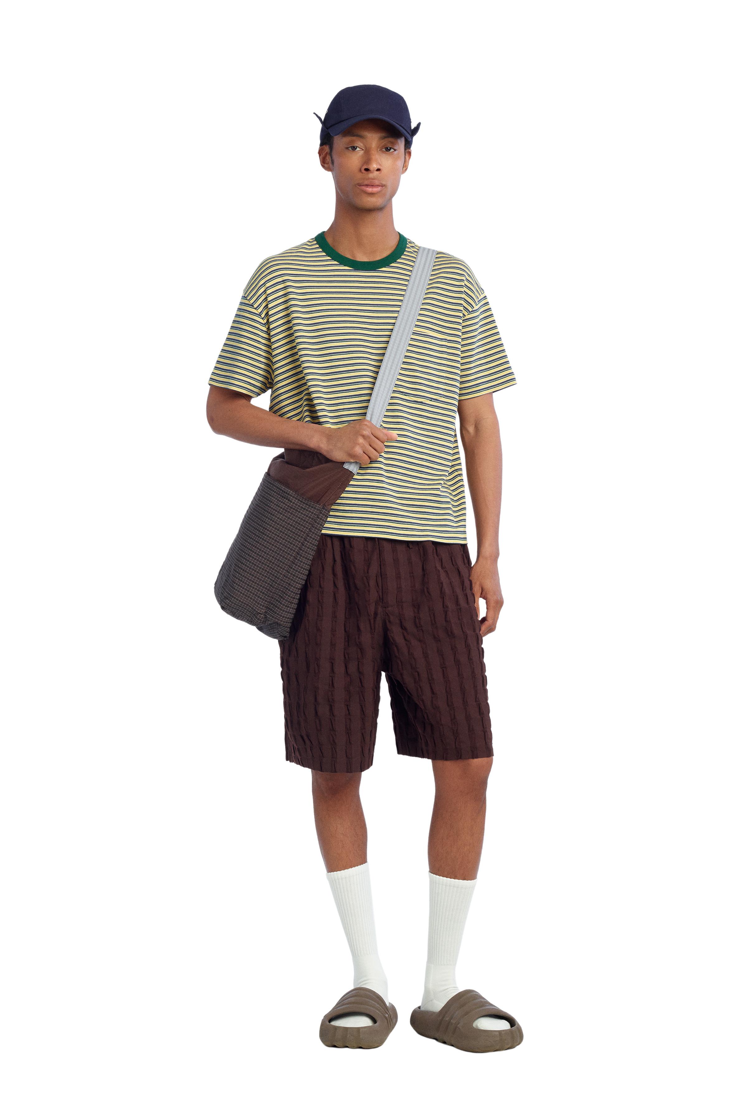 CROPPED STRIPED T-SHIRT