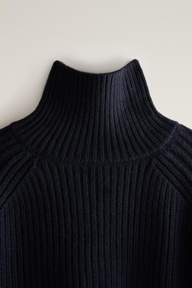 WOOL TURTLENECK SWEATER — Blue 2