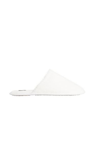 TERRY BATHROOM SLIPPERS - White by Zara