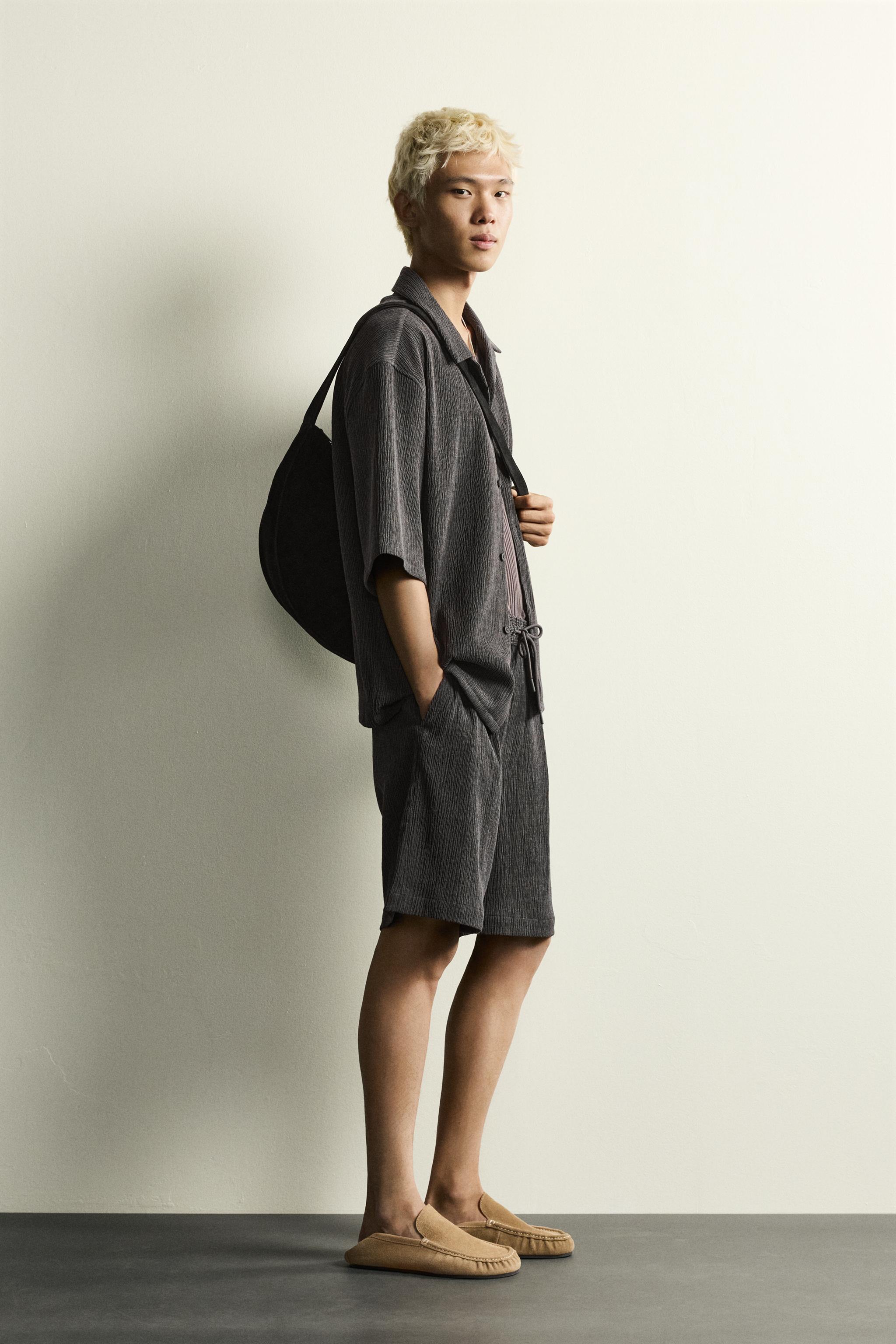 TEXTURED RELAXED FIT SHIRT