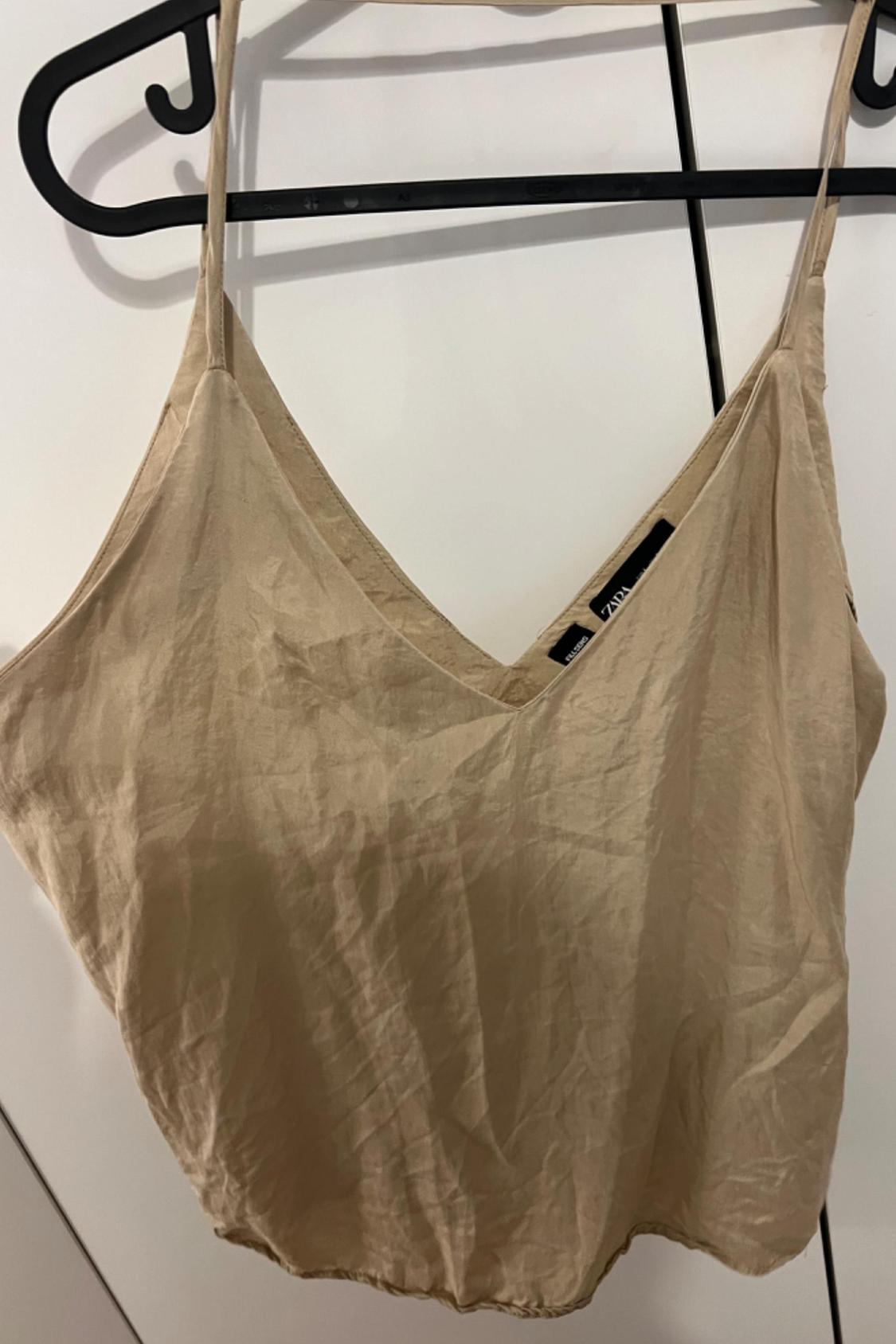 FLOWING TOP - Image 3