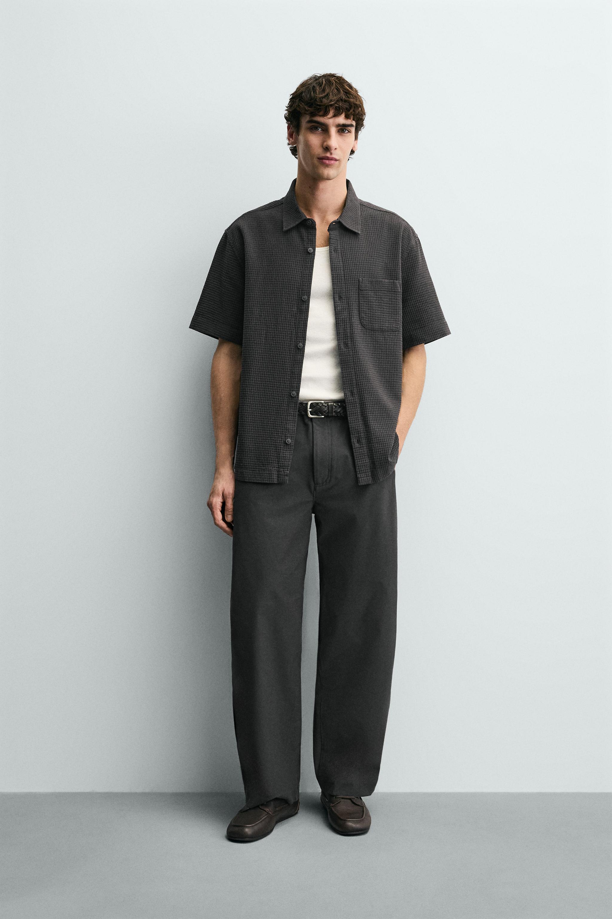 TEXTURED POCKET SHIRT