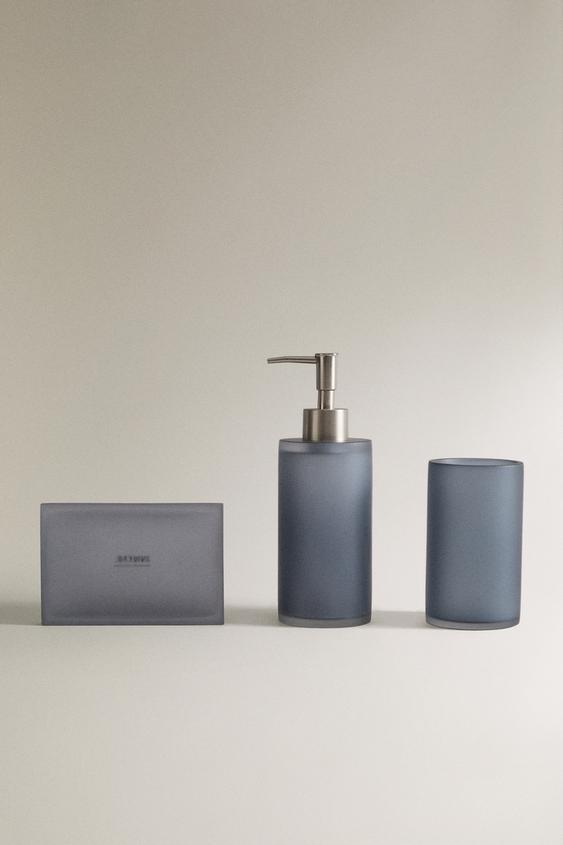 RESIN BATHROOM ACCESSORY SET ZARA United States