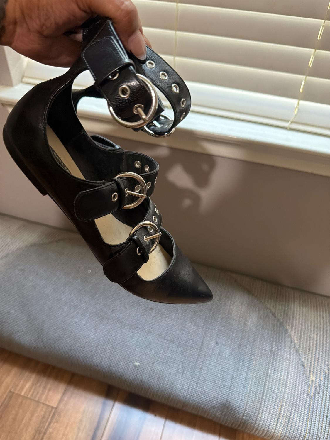 FLAT POINTED TOE FLATS WITH BUCKLES - Image 7