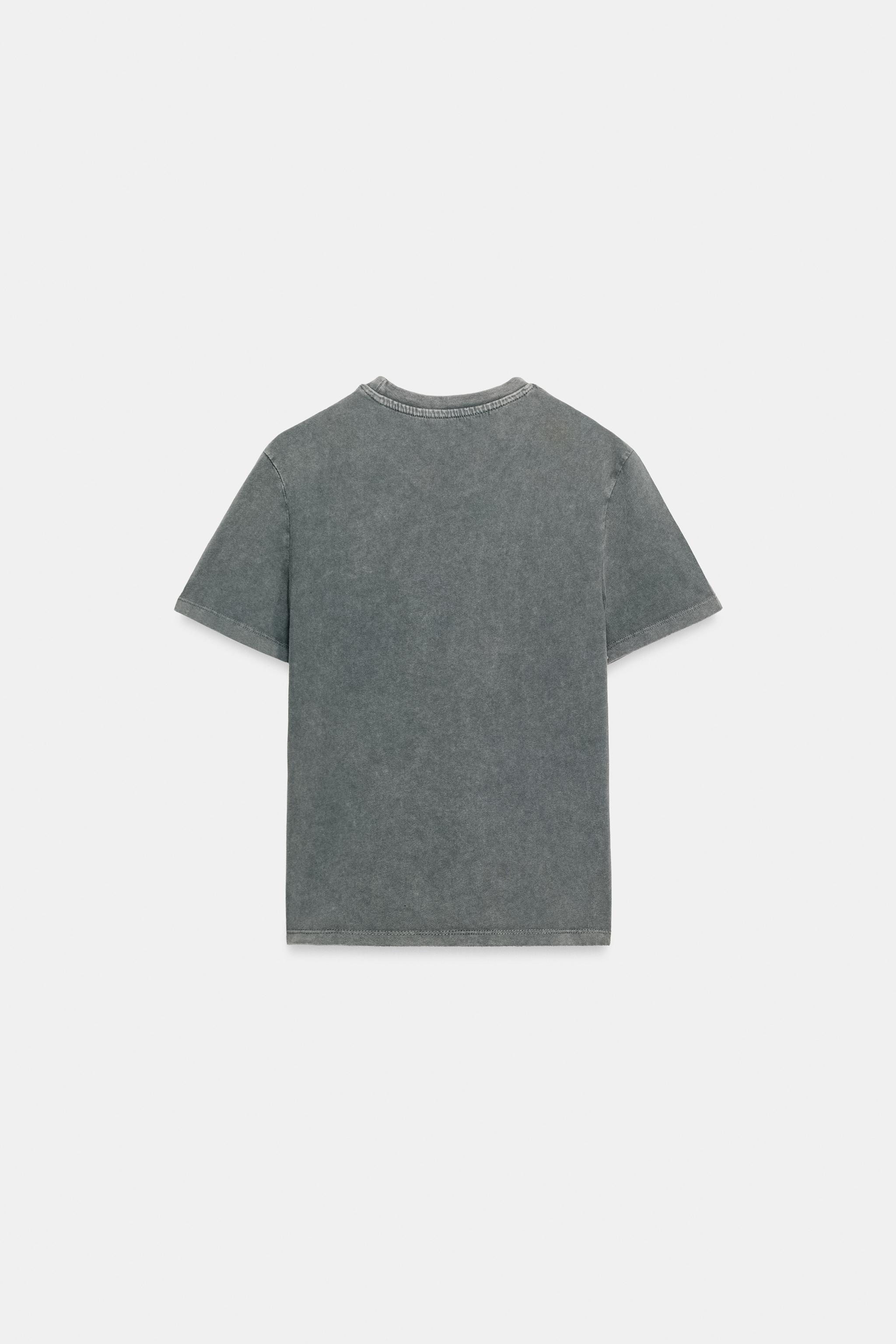 WASHED EFFECT TEXT RHINESTONE T-SHIRT