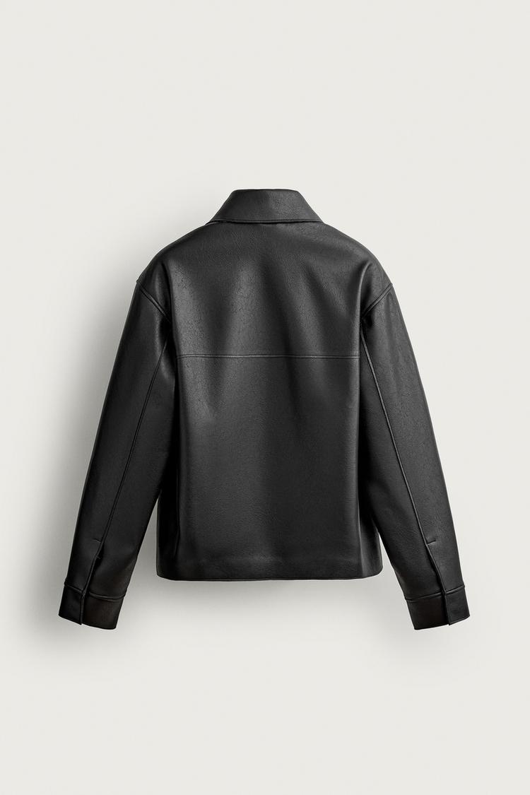 Chaqueta de efecto cuero de ajuste regular 8