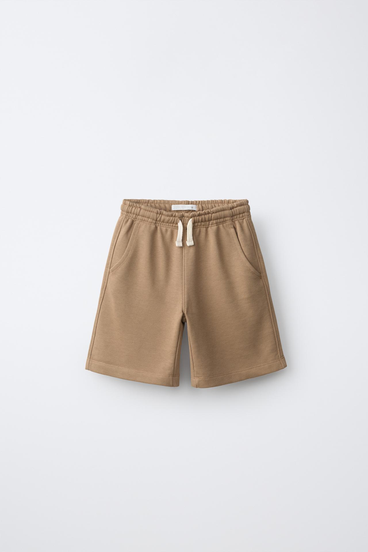 VARSITY JOGGING BERMUDA SHORTS — taupe brown