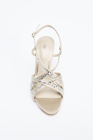 SHINY CROSSOVER STRAP SANDALS - Ecru White by Zara
