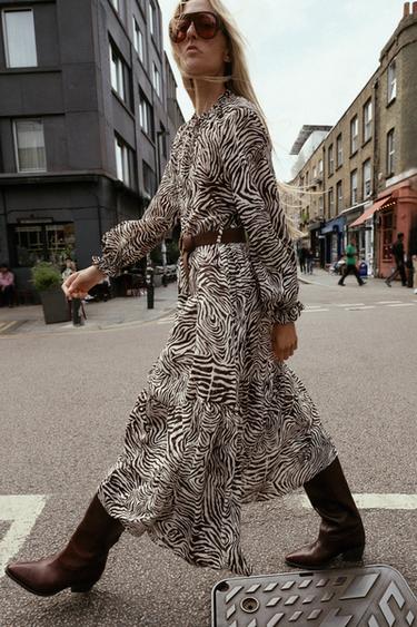 ANIMAL PRINT BELTED DRESS - Zebra de Zara - Image 4