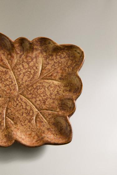 ASSIETTE FEUILLE GRÈS - Écru / Marron de Zara - Image 2
