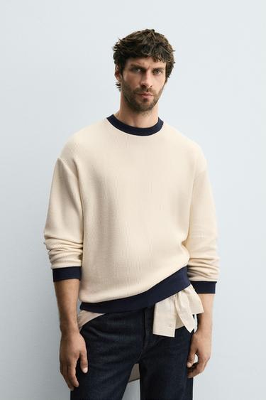 SWEATSHIRT MIT WAFFELSTRUKTURMUSTER UND KONTRAST - Cremefarben von Zara