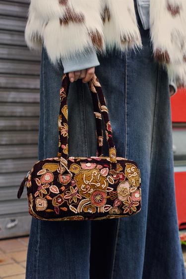 刺繍入りショルダーバッグマルチカラーZaraの刺繍入りショルダーバッグ - マルチカラー