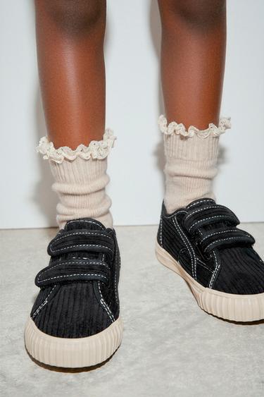 2-PACK OF LACE-TRIMMED SOCKS - Ecru by Zara