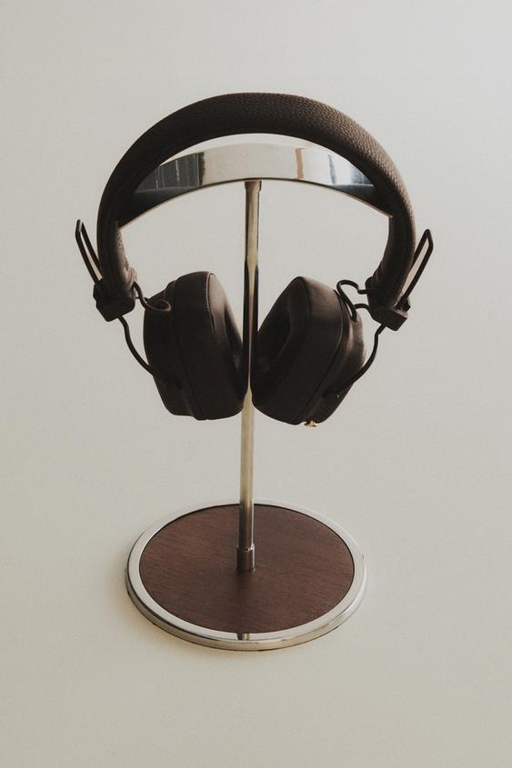 SUPPORT CASQUE MÉTAL - Argent de Zara - Image 4