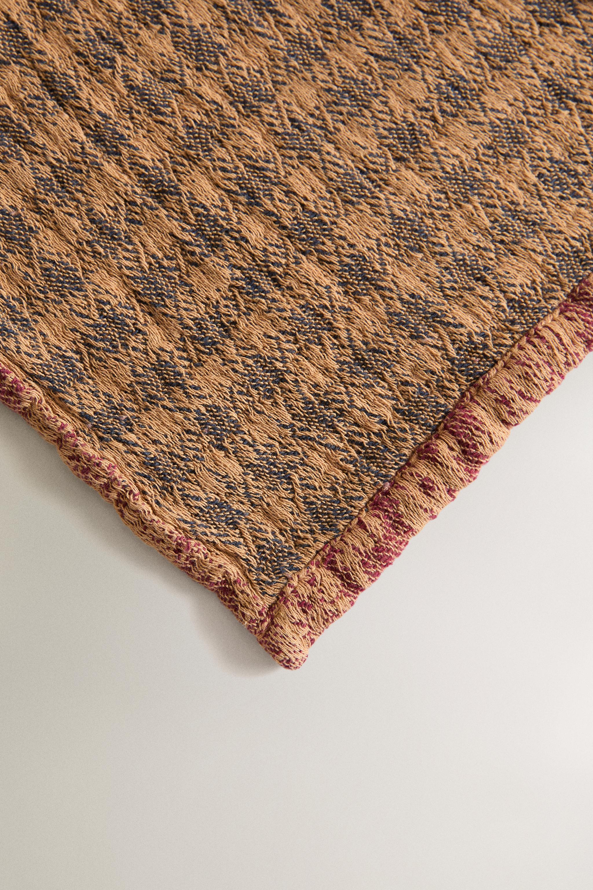 CHIFFON JACQUARD BATH TOWEL