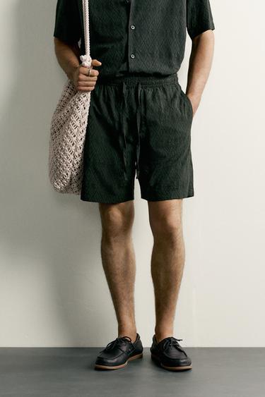 GEOMETRIC JACQUARD REGULAR FIT BERMUDA SHORTS - Green by Zara