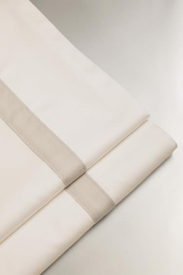 SATEEN FLAT SHEET WITH BORDER (300 THREAD COUNT) - Light grey by Zara - Image 3