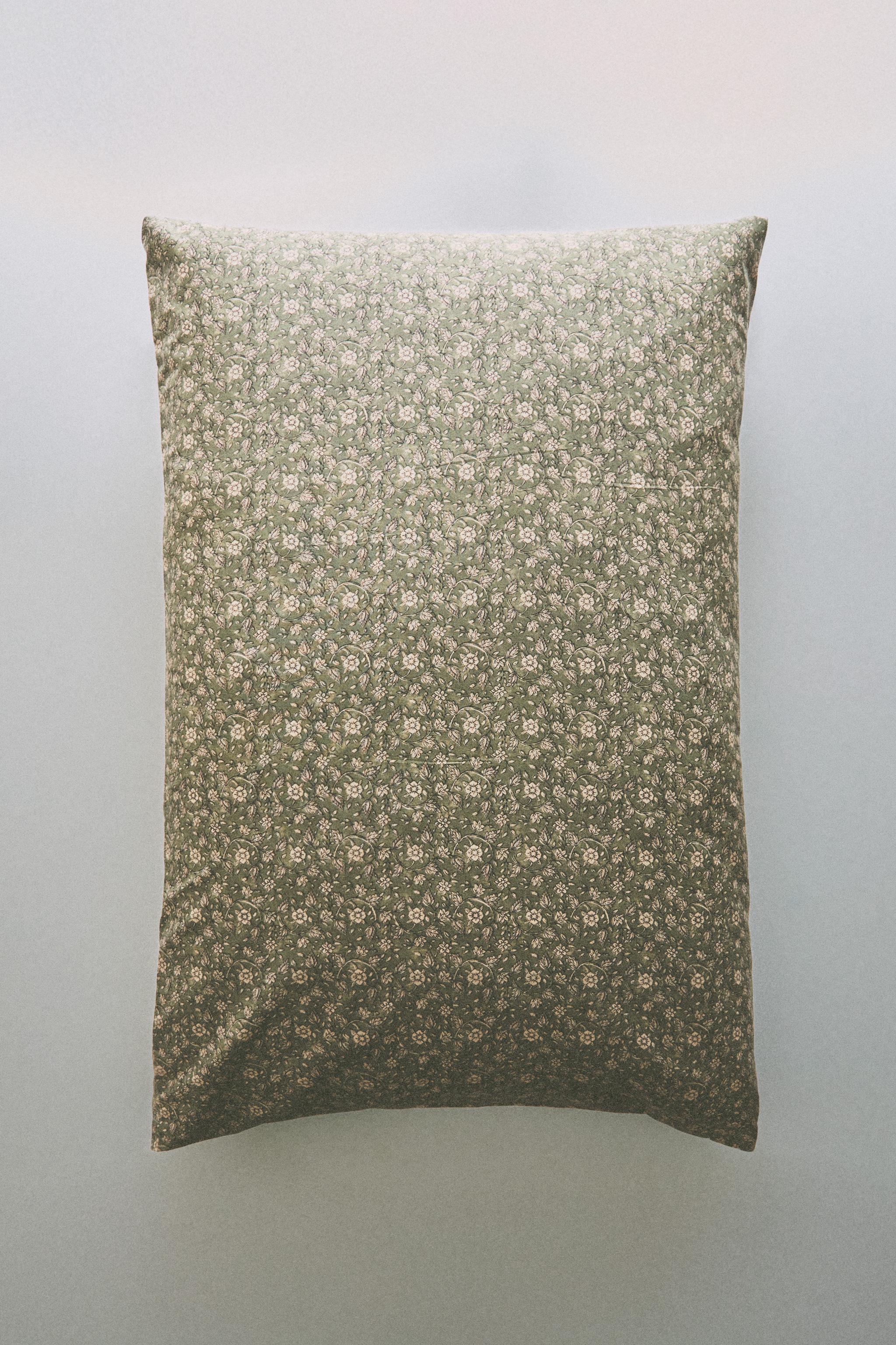 COTTON PERCALE FLORAL PILLOWCASE (200 THREAD COUNT)