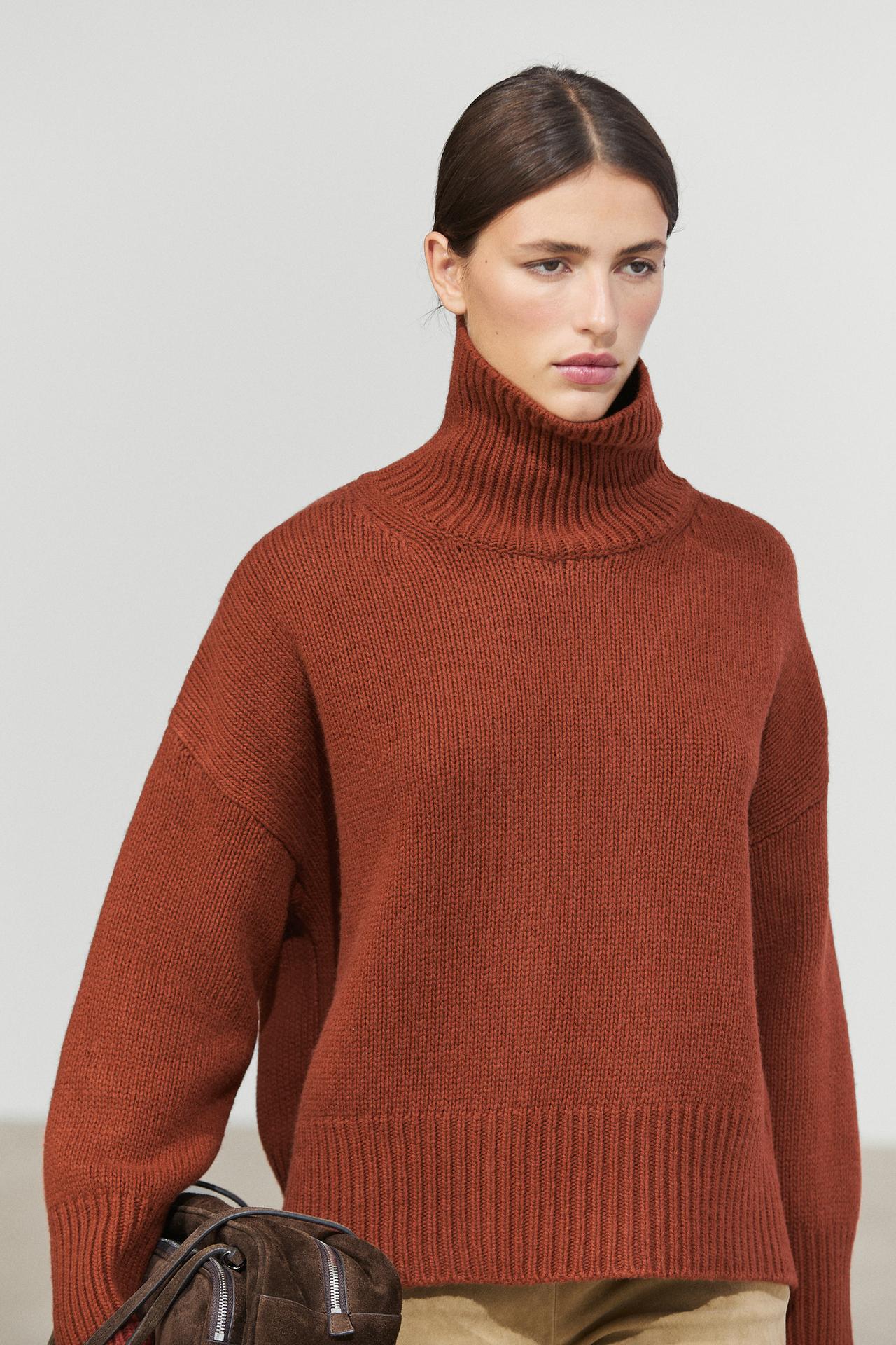100% wool oversize knit sweater — Burnt orange