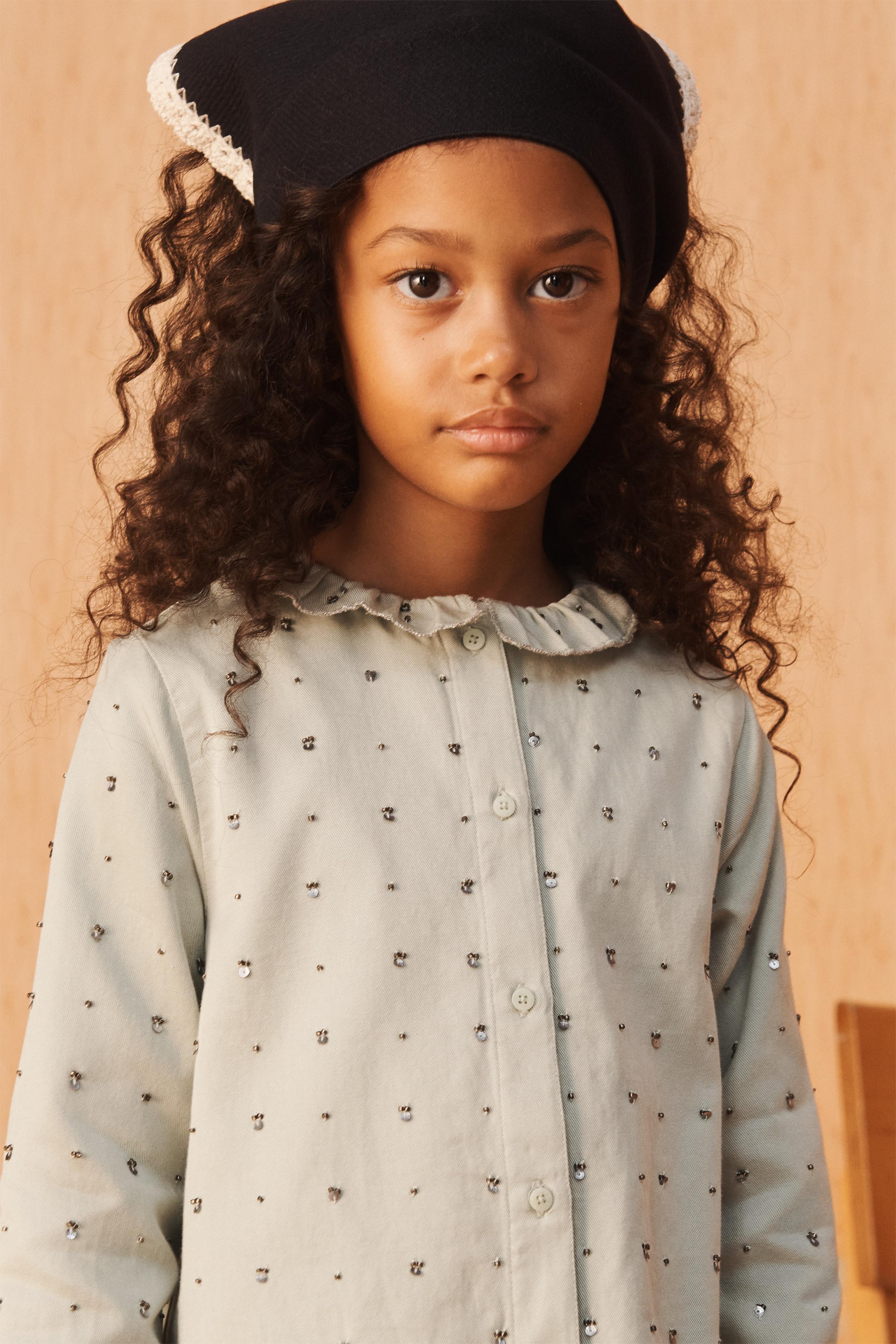 BLOUSE COL VOLANT SEQUINS ÉDITION LIMITÉE