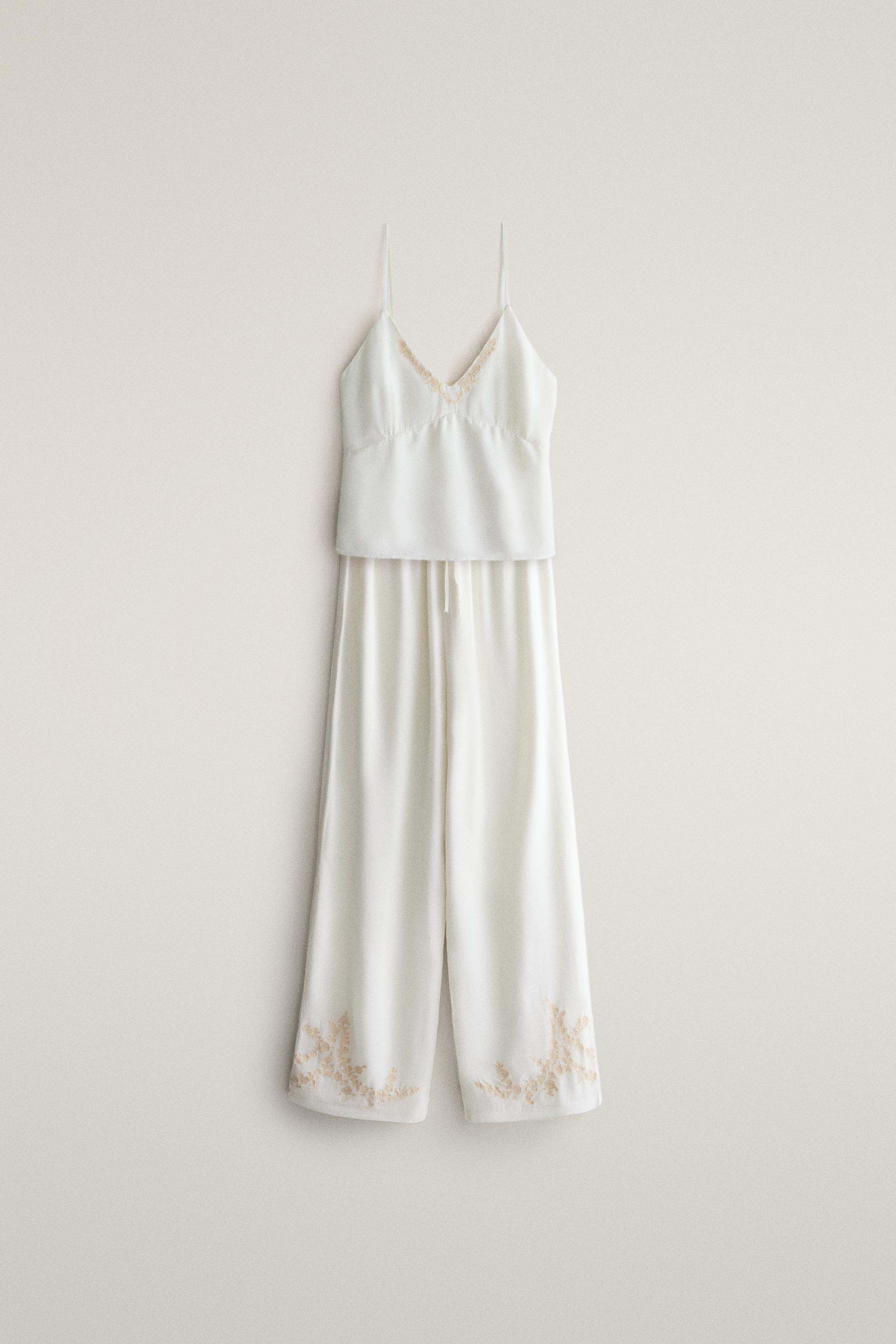 EMBROIDERED STRAPPY TOP