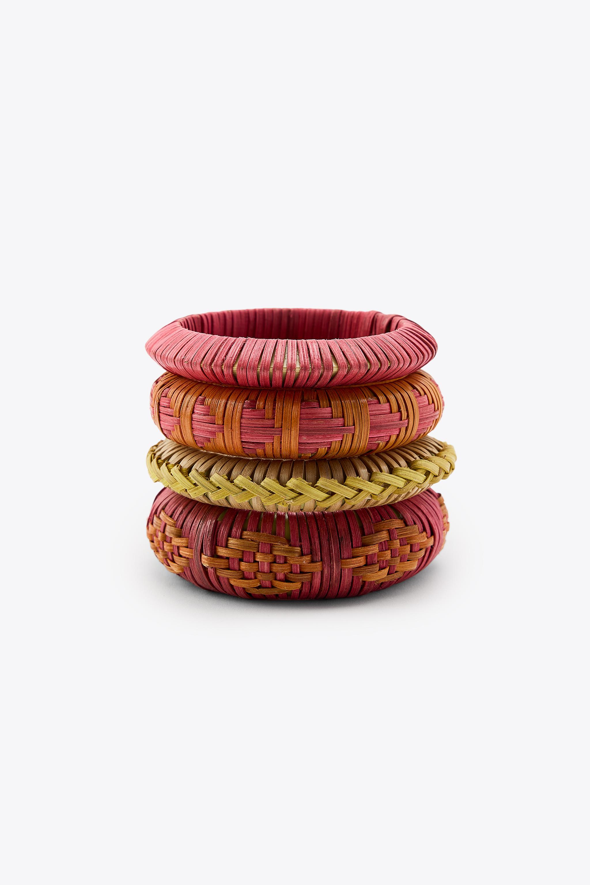 LOT DE 4 BRACELETS EN BOIS ET RAPHIA