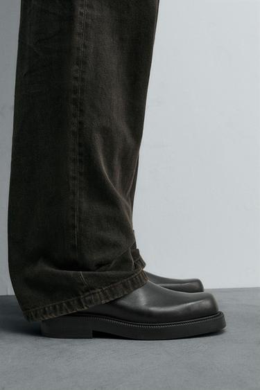 BOTA EM PELE COM VOLUME EDIÇÃO LIMITADA - Preto da Zara - Imagem 0
