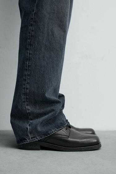 بوت بأربطة إصدار محدود - أسود by Zara - Image 0