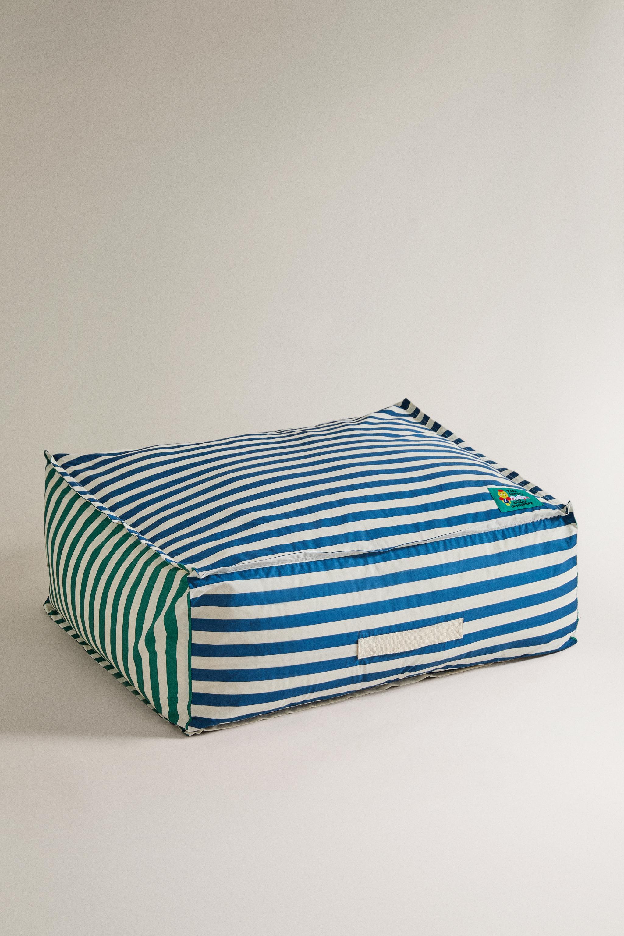 STRIPED POUF X THE ANIMALS OBSERVATORY