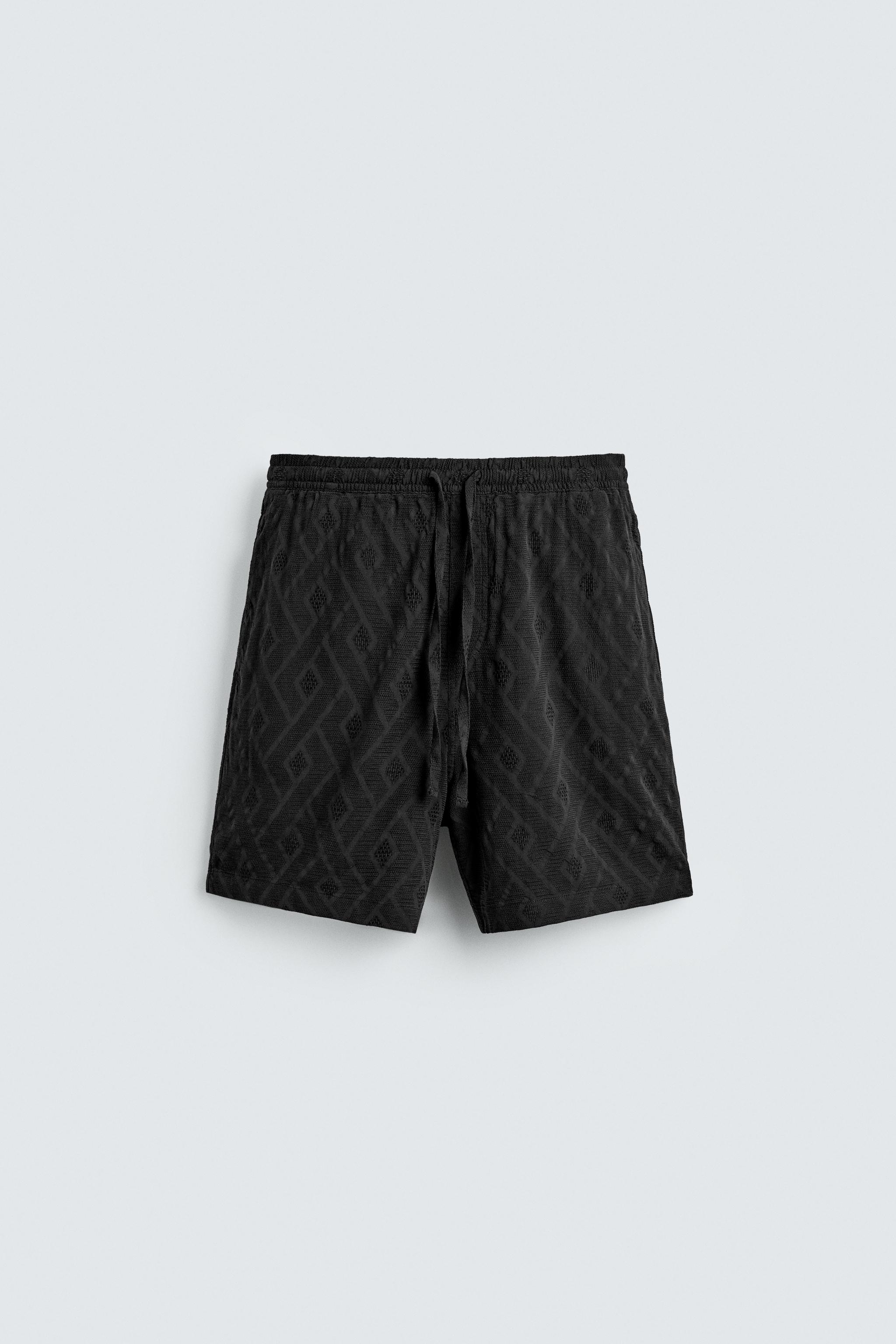 GEOMETRIC JACQUARD SHORTS