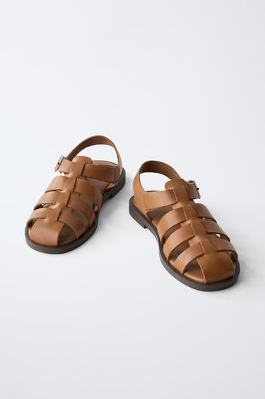 SANDALES STYLE PLAGE EN CUIR - Marron de Zara - Image 2