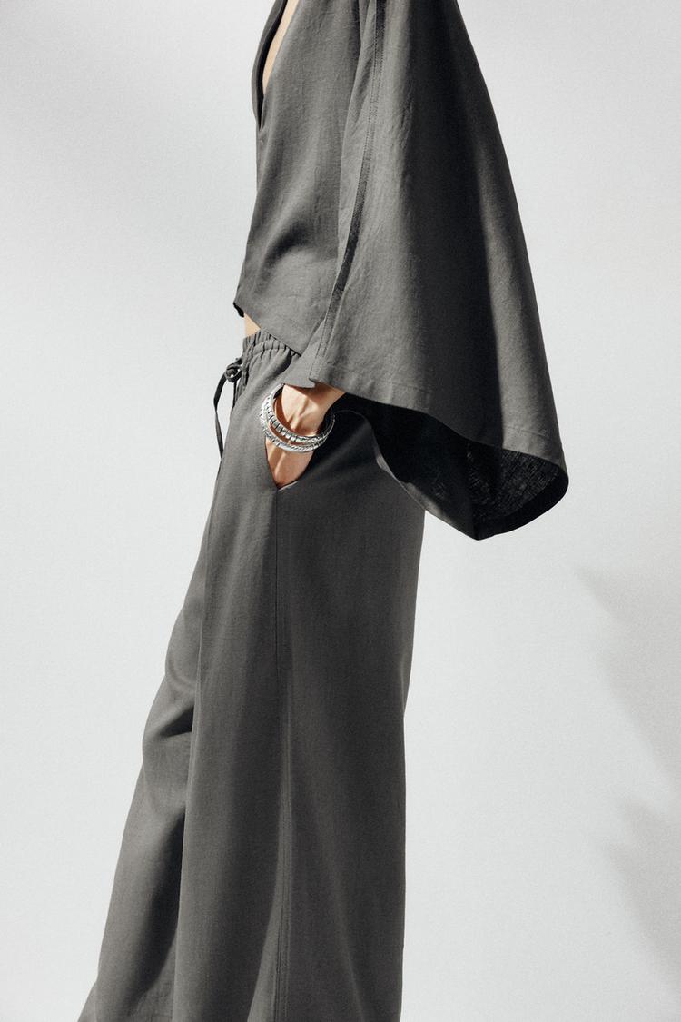 ASYMMETRIC CAPE KIMONO