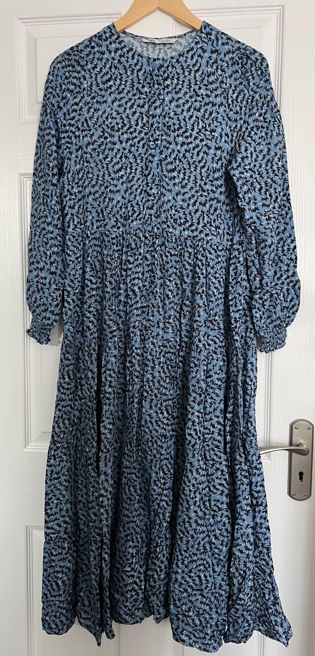 LONG PRINTED DRESS