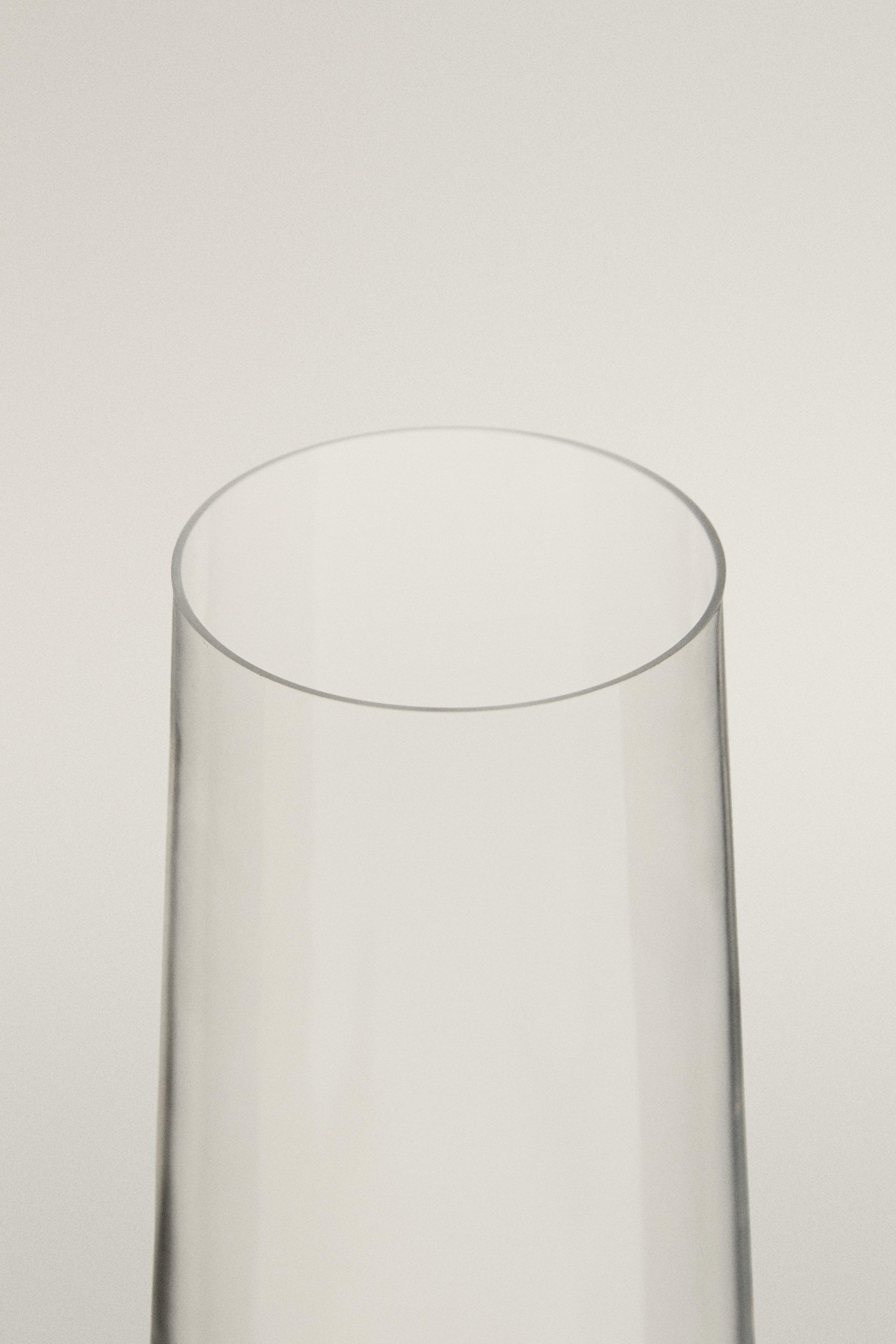 PLAIN BOHEMIAN CRYSTAL FLUTE GLASS — Transparent