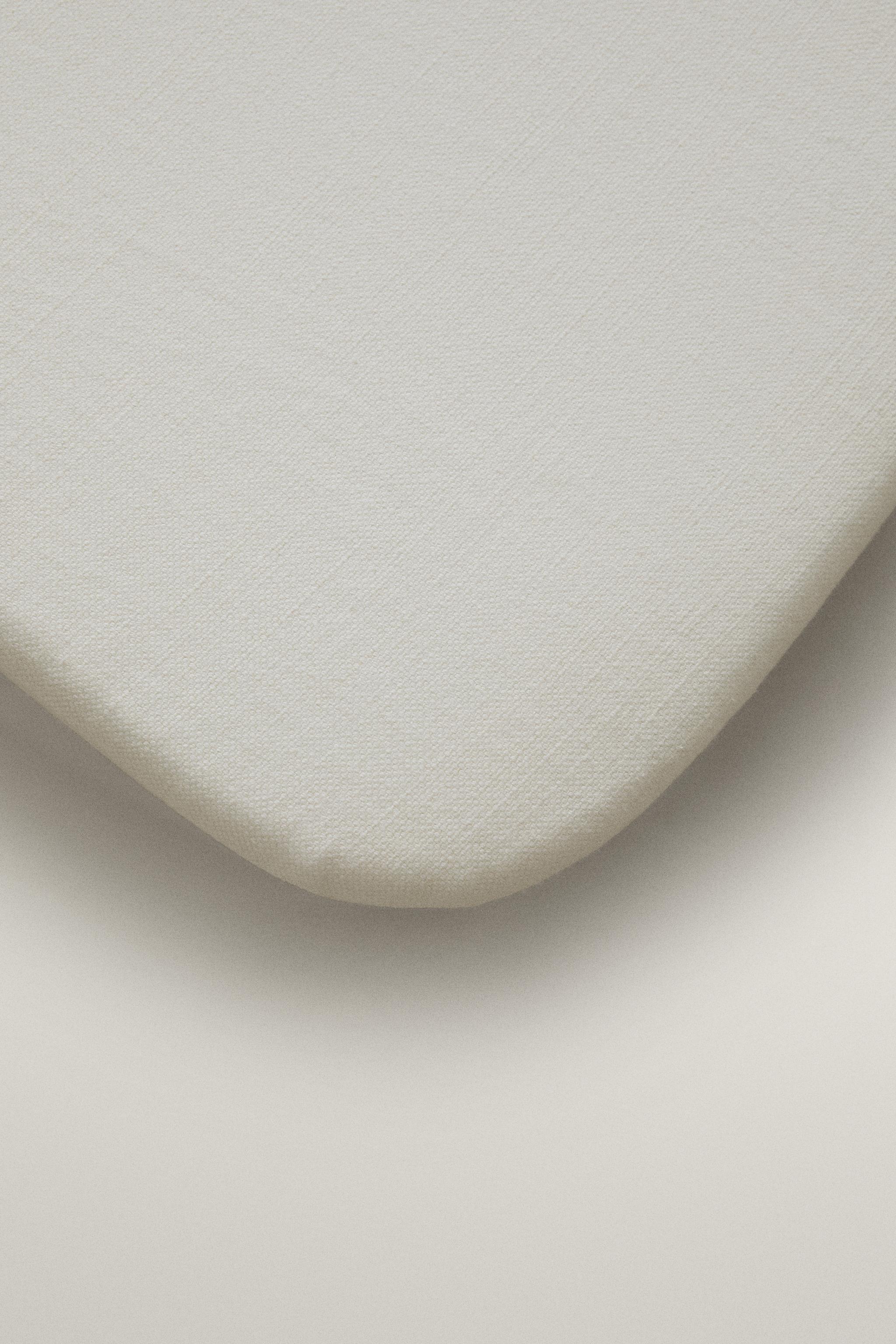 COTTON AND LINEN ACCENT CHAIR SEAT CUSHION — Oyster-white