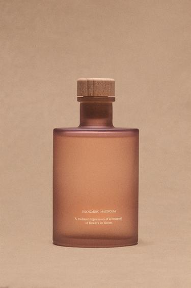 (200 ML) BLOOMING MAGNOLIA REED DIFFUSERS - Black / Ecru by Zara - Image 5
