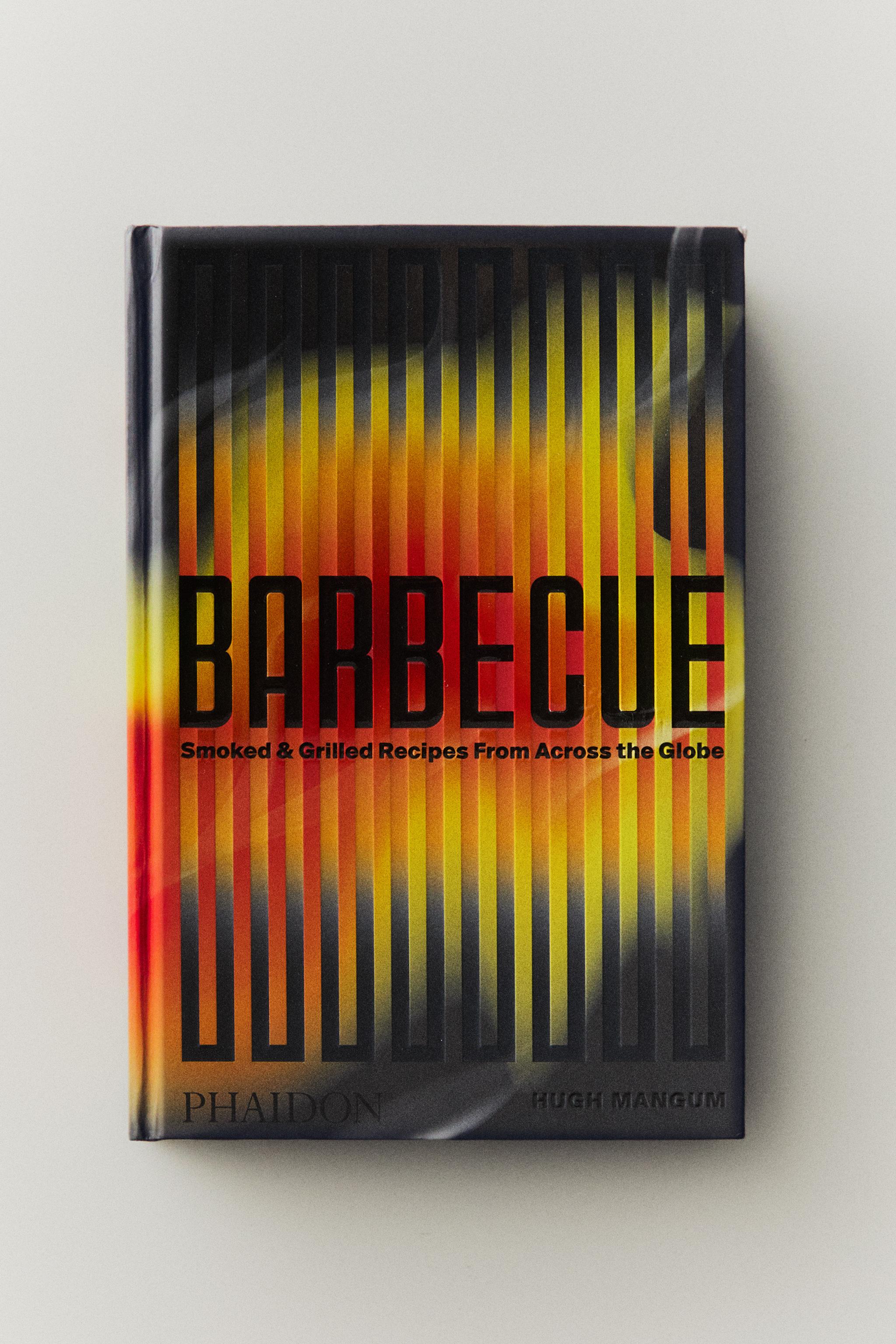 GLOBAL BARBECUE, ROAST, AND GRILL COOKBOOK (ENGLISH)